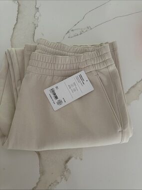 Athleta form knot straight pant in cream